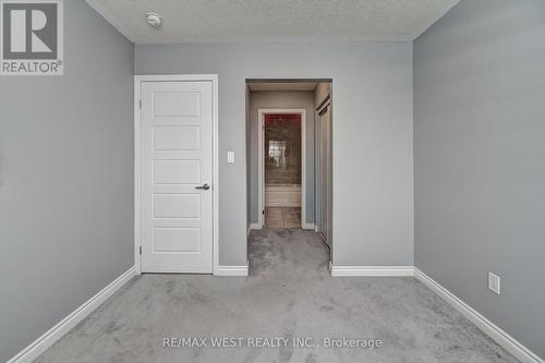 118 Daylily Lane, Kitchener, ON - Indoor Photo Showing Other Room