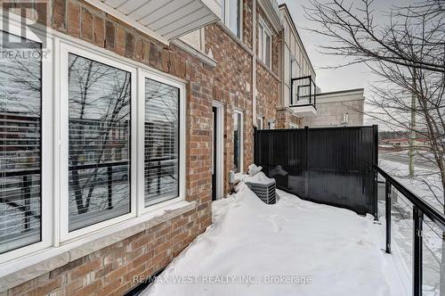 118 Daylily Lane, Kitchener, ON - Outdoor