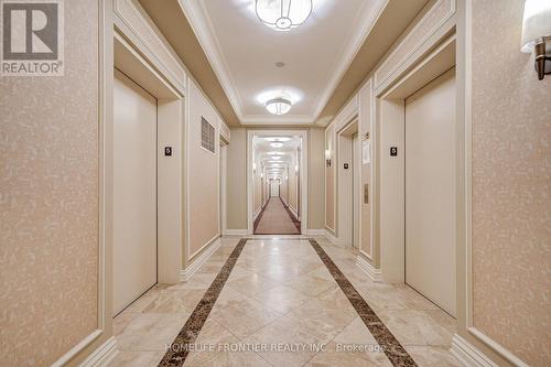 511 - 9235 Jane Street, Vaughan, ON - Indoor Photo Showing Other Room