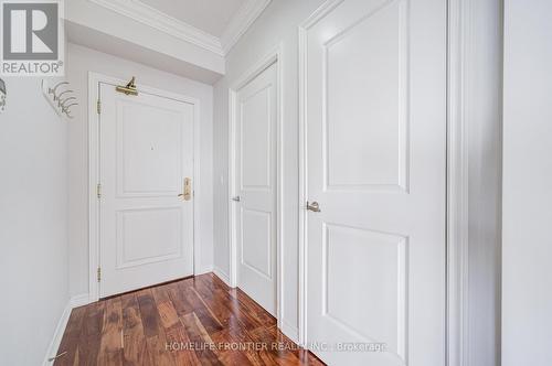 511 - 9235 Jane Street, Vaughan, ON - Indoor Photo Showing Other Room
