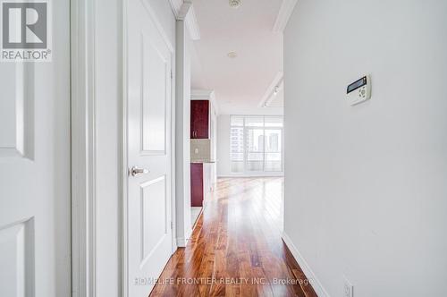 511 - 9235 Jane Street, Vaughan, ON - Indoor Photo Showing Other Room