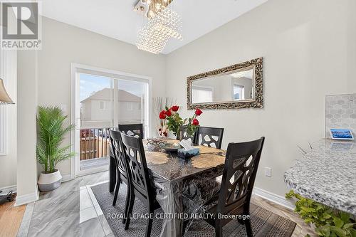 497 Downes Jackson Heights, Milton, ON - Indoor Photo Showing Dining Room