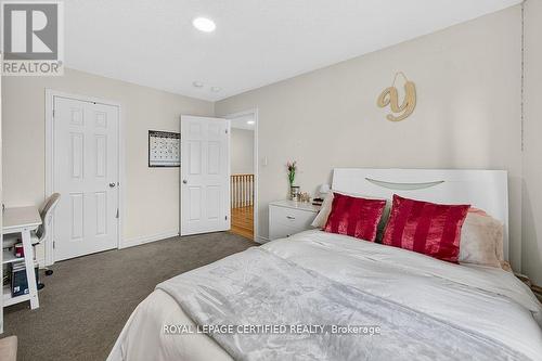 497 Downes Jackson Heights, Milton, ON - Indoor Photo Showing Bedroom