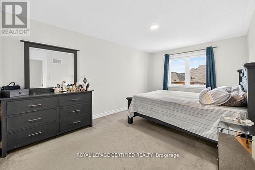 497 Downes Jackson Heights, Milton, ON - Indoor Photo Showing Bedroom