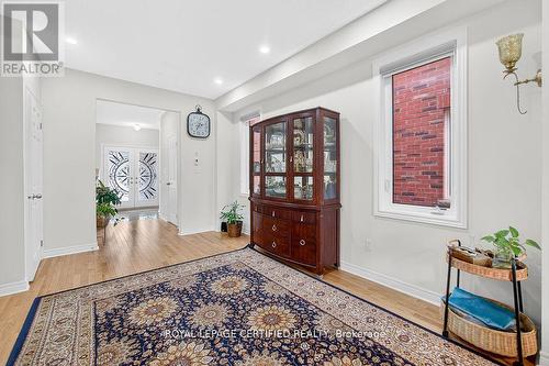 497 Downes Jackson Heights, Milton, ON - Indoor Photo Showing Other Room