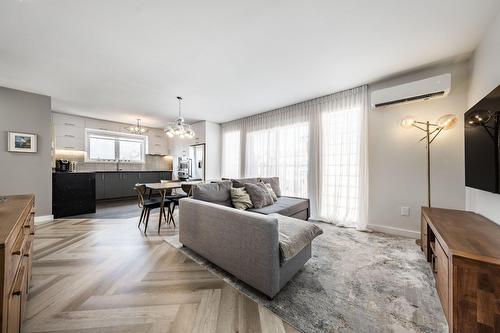 473 Rue Lusignan  Montréal (Le Sud-Ouest), QC H3C 1Y7