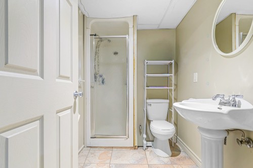 Salle de bains - 58 Rue Binette, Brownsburg-Chatham, QC - Indoor Photo Showing Bathroom