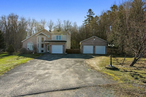 Façade - 58 Rue Binette, Brownsburg-Chatham, QC - Outdoor With Facade