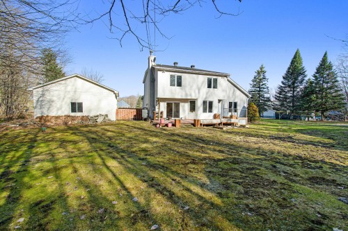 Face arrière - 58 Rue Binette, Brownsburg-Chatham, QC - Outdoor