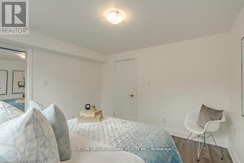 16 Upper Canada Drive, Kitchener, ON - Indoor Photo Showing Bedroom