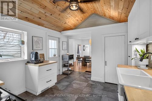 14 Lochearne Street, Hamilton, ON - Indoor