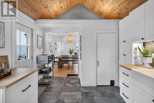 14 Lochearne Street, Hamilton, ON - Indoor Photo Showing Other Room