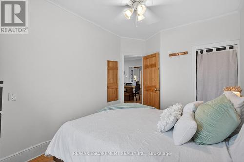 14 Lochearne Street, Hamilton, ON - Indoor Photo Showing Bedroom