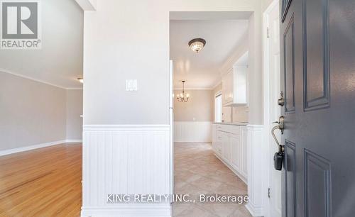 43 Grange Drive, Brampton, ON - Indoor