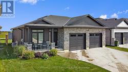 672 KETTER WAY  Plympton-Wyoming (Plympton Wyoming), ON N0N 1T0