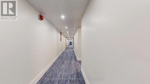 COMMON AREA - 23 - 1 Marquette Avenue, Toronto, ON - Indoor Photo Showing Other Room