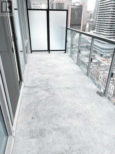 1710 - 3 Gloucester Street W, Toronto, ON - Outdoor