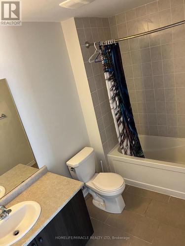 150 Golden Springs Drive, Brampton, ON - Indoor Photo Showing Bathroom