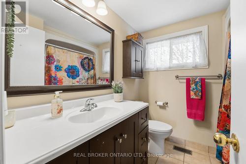 B - 3895 Old Richmond Road, Ottawa, ON - Indoor Photo Showing Bathroom