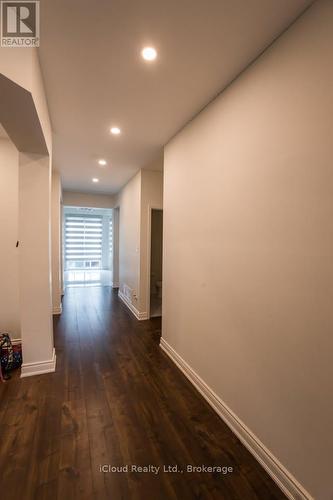 Second floor Lobby - 81 Crown Victoria ( Upper) Drive, Brampton, ON - Indoor Photo Showing Other Room