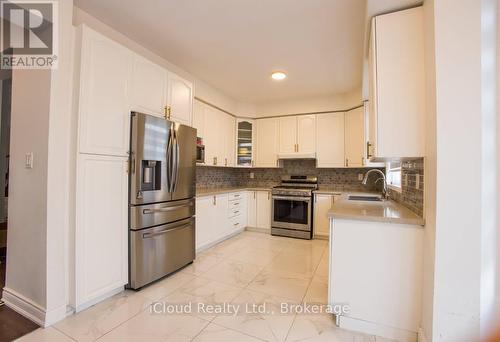 81 Crown Victoria ( Upper) Drive, Brampton, ON - Indoor Photo Showing Kitchen