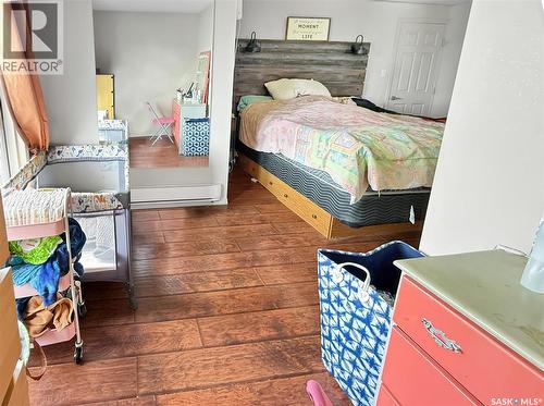 800 Railway Avenue, Webb, SK - Indoor Photo Showing Bedroom