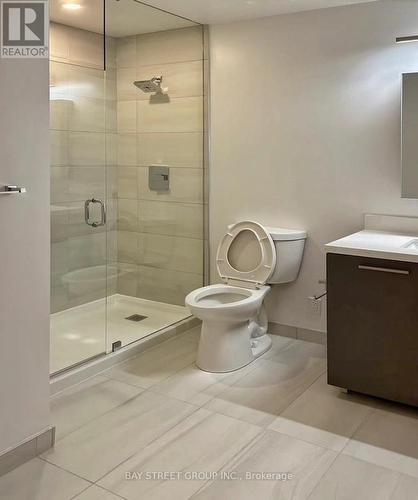 1915 - 12 Gandhi Lane, Markham, ON - Indoor Photo Showing Bathroom