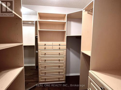 49 Drawbridge Drive, Markham, ON - Indoor With Storage