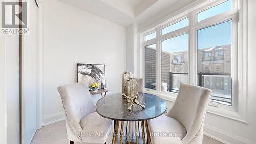 3325 Taha Gardens, Oakville, ON - Indoor