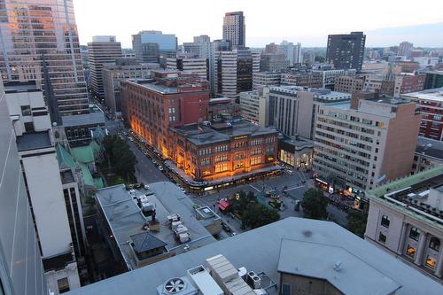 View - 2007-1225 Boul. Robert-Bourassa, Montréal (Ville-Marie), QC - Outdoor With View