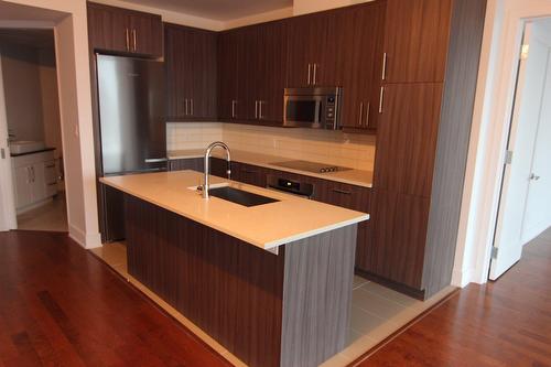 Kitchen - 2007-1225 Boul. Robert-Bourassa, Montréal (Ville-Marie), QC - Indoor Photo Showing Kitchen