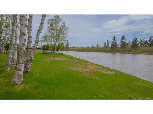 65 Riverview Ave, St George, NB 