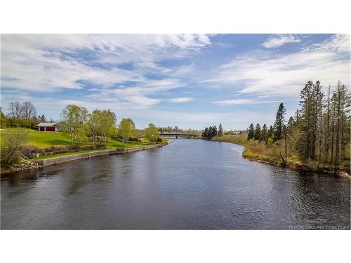 65 Riverview Ave, St George, NB 