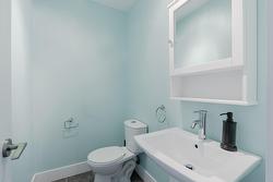 Powder room - 