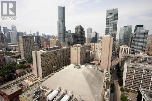 3206 - 85 Wood Street, Toronto, ON - Outdoor With Facade