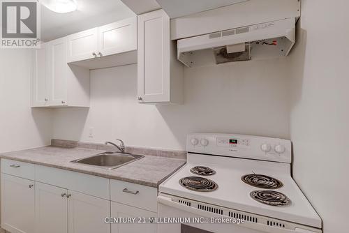 38 Kent Street, St. Catharines, ON - Indoor Photo Showing Kitchen