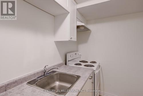 38 Kent Street, St. Catharines, ON - Indoor Photo Showing Kitchen
