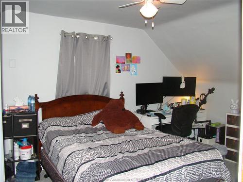 7914 Haggerty Road, Dawn-Euphemia, ON - Indoor Photo Showing Bedroom