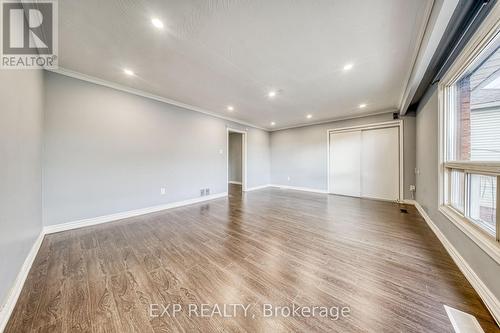 Upper - 588 Warden Avenue, Toronto, ON - Indoor Photo Showing Other Room