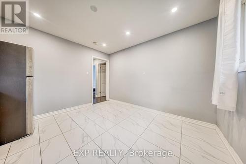 Upper - 588 Warden Avenue, Toronto, ON - Indoor Photo Showing Other Room