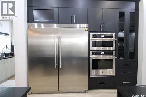 131 Nazarali Way, Saskatoon, SK - Indoor Photo Showing Kitchen With Upgraded Kitchen