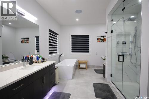 131 Nazarali Way, Saskatoon, SK - Indoor Photo Showing Bathroom