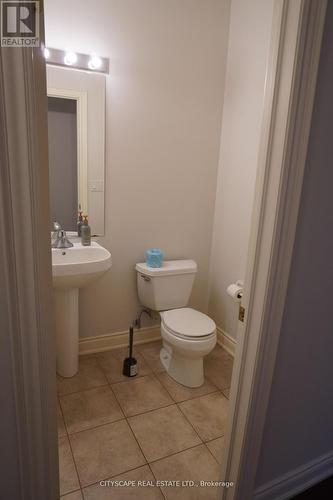 536 Canyon Street, Mississauga, ON - Indoor Photo Showing Bathroom