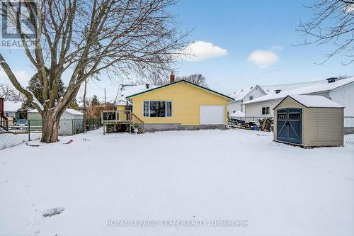Second garage door for added convenience - 97 Woodward Street, Carleton Place, ON - Outdoor