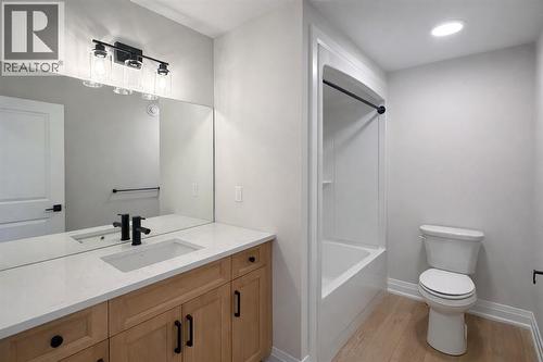 639 Ketter Way, Plympton-Wyoming, ON - Indoor Photo Showing Bathroom