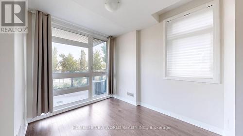 1697 Bur Oak Avenue, Markham, ON - Indoor Photo Showing Other Room