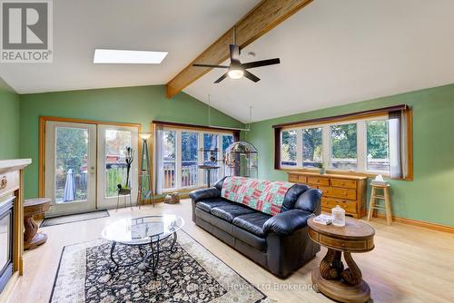 840 Water Street, Woodstock (Woodstock - South), ON - Indoor Photo Showing Living Room With Fireplace