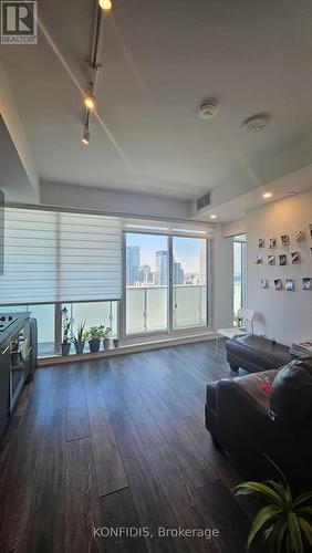 3204 - 403 Church Street, Toronto, ON - Indoor