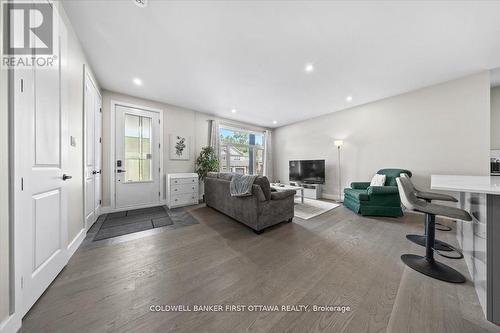 A/B - 22 Inverkip Avenue, Ottawa, ON - Indoor