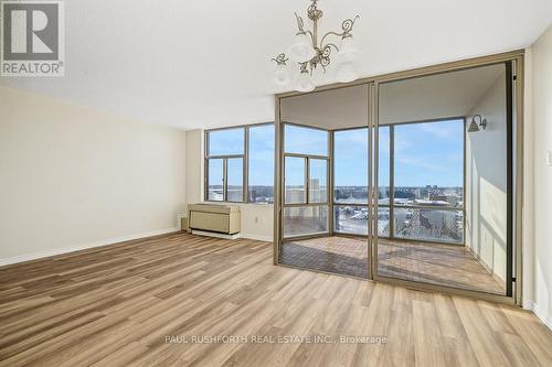 Dining Room - 1605 - 2759 Carousel Crescent, Ottawa, ON - Indoor Photo Showing Other Room